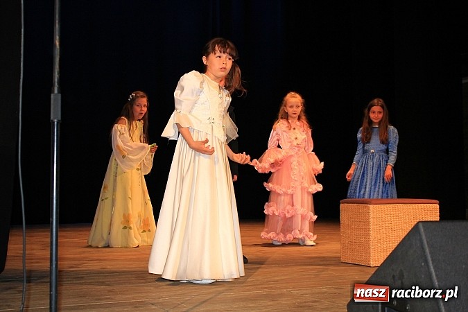 Zdjęcie w galerii na portalu naszraciborz.pl: Koncert młodych artystów w Strzesze wiadomości z regionu