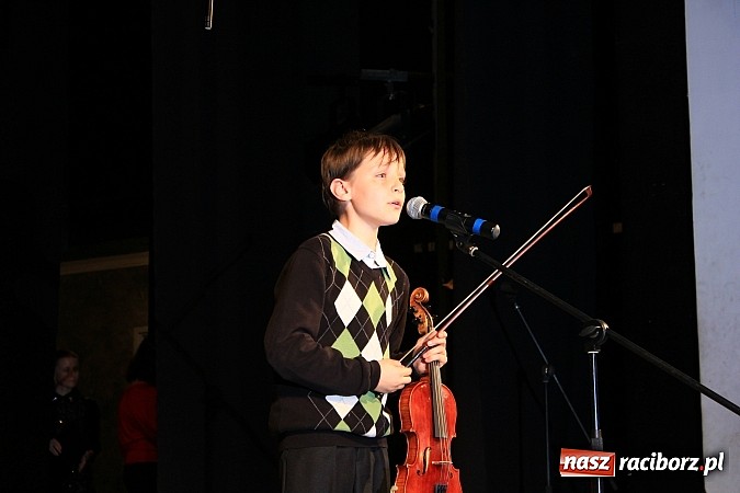 Zdjęcie w galerii na portalu naszraciborz.pl: Koncert młodych artystów w Strzesze wiadomości z regionu