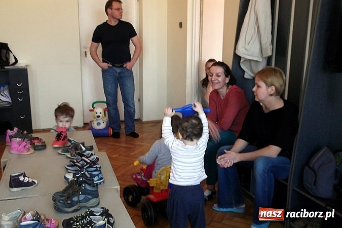 Zdjęcie w galerii na portalu naszraciborz.pl: Fiku-miku uczciło Dzień Mamy wiadomości z regionu