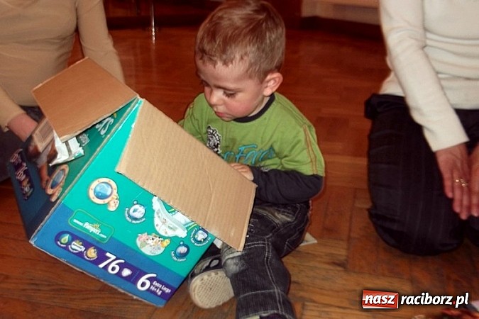 Zdjęcie w galerii na portalu naszraciborz.pl: Fiku-miku uczciło Dzień Mamy wiadomości z regionu