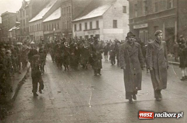 Zdjęcie w galerii na portalu naszraciborz.pl: Przepraszamy nieboszczkę Polskę Ludową wiadomości z regionu
