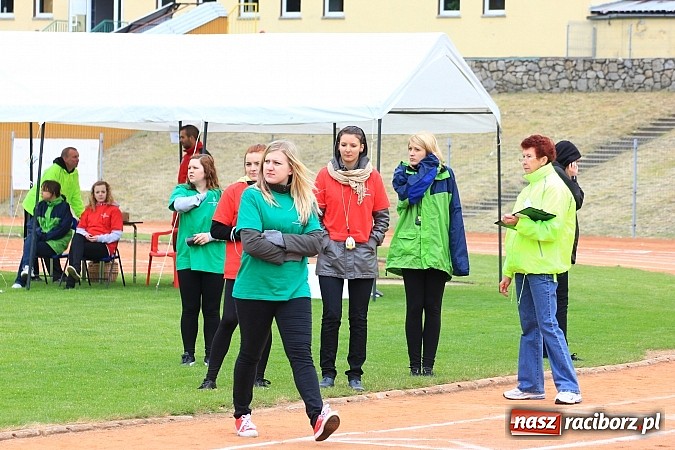 Zdjęcie w galerii na portalu naszraciborz.pl: Mityng Olimpiad Specjalnych 1. raz w Raciborzu wiadomości z regionu