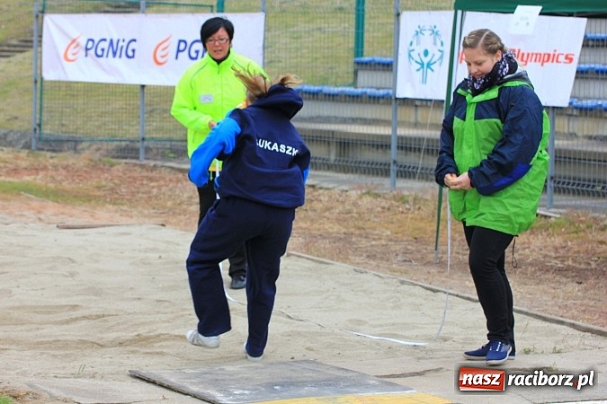 Zdjęcie w galerii na portalu naszraciborz.pl: Mityng Olimpiad Specjalnych 1. raz w Raciborzu wiadomości z regionu