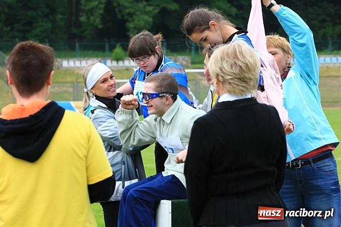 Zdjęcie w galerii na portalu naszraciborz.pl: Mityng Olimpiad Specjalnych 1. raz w Raciborzu wiadomości z regionu