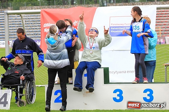 Zdjęcie w galerii na portalu naszraciborz.pl: Mityng Olimpiad Specjalnych 1. raz w Raciborzu wiadomości z regionu