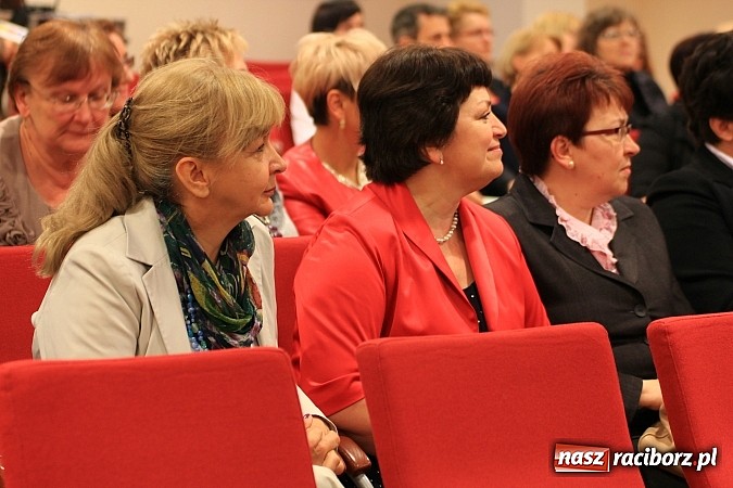 Zdjęcie w galerii na portalu naszraciborz.pl: Wojewódzki Dzień Bibliotekarza na zamku w Raciborzu wiadomości z regionu