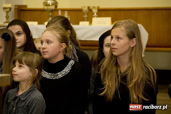 Zdjęcie w galerii na portalu naszraciborz.pl: Noc Kościołów w parafii św. Paschalisa na Płoni wiadomości z regionu