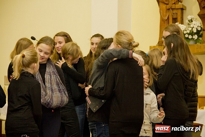 Zdjęcie w galerii na portalu naszraciborz.pl: Noc Kościołów w parafii św. Paschalisa na Płoni wiadomości z regionu