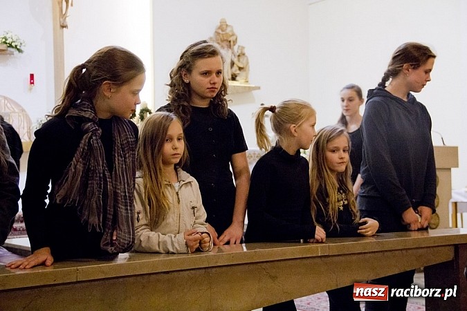 Zdjęcie w galerii na portalu naszraciborz.pl: Noc Kościołów w parafii św. Paschalisa na Płoni wiadomości z regionu