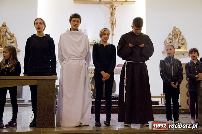 Zdjęcie w galerii na portalu naszraciborz.pl: Noc Kościołów w parafii św. Paschalisa na Płoni wiadomości z regionu