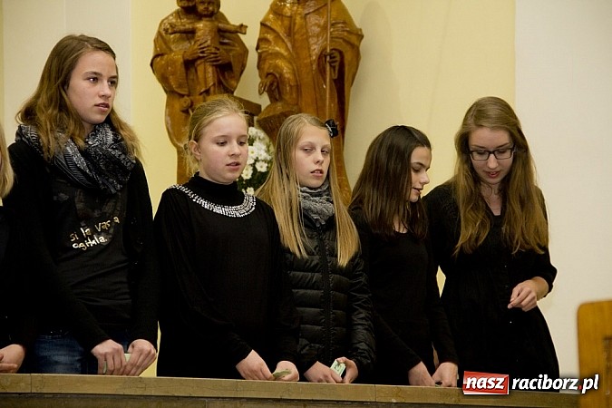 Zdjęcie w galerii na portalu naszraciborz.pl: Noc Kościołów w parafii św. Paschalisa na Płoni wiadomości z regionu