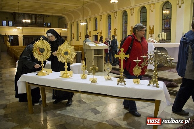 Zdjęcie w galerii na portalu naszraciborz.pl: Noc Kościołów w parafii św. Paschalisa na Płoni wiadomości z regionu