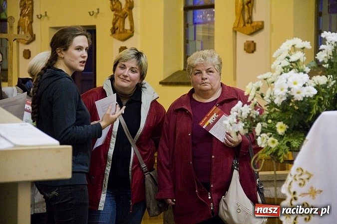 Zdjęcie w galerii na portalu naszraciborz.pl: Noc Kościołów w parafii św. Paschalisa na Płoni wiadomości z regionu