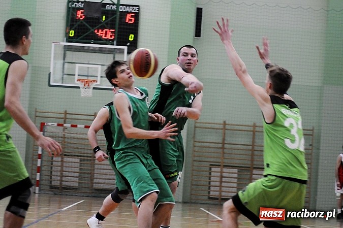 Zdjęcie w galerii na portalu naszraciborz.pl: Nie liczył się wynik, a dobra zabawa wiadomości z regionu