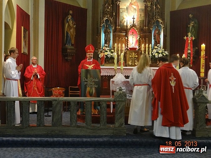 Zdjęcie w galerii na portalu naszraciborz.pl: W Borucinie zabrzmią nowe dzwony wiadomości z regionu