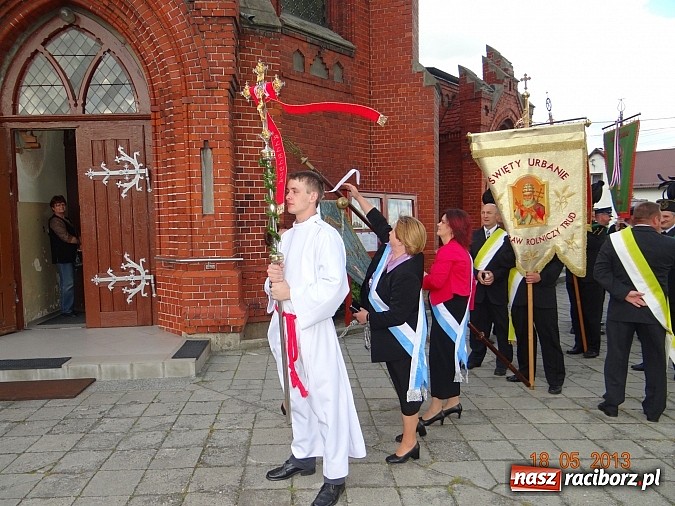 Zdjęcie w galerii na portalu naszraciborz.pl: W Borucinie zabrzmią nowe dzwony wiadomości z regionu