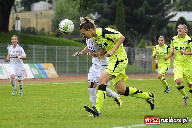 Zdjęcie w galerii na portalu naszraciborz.pl: RTP Unia Racibórz - Biała Podlaska: Skromna wygrana mistrzyń wiadomości z regionu