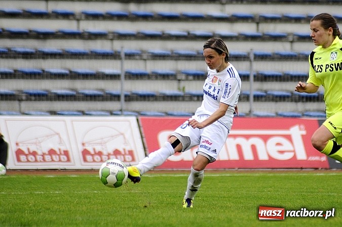 Zdjęcie w galerii na portalu naszraciborz.pl: RTP Unia Racibórz - Biała Podlaska: Skromna wygrana mistrzyń wiadomości z regionu