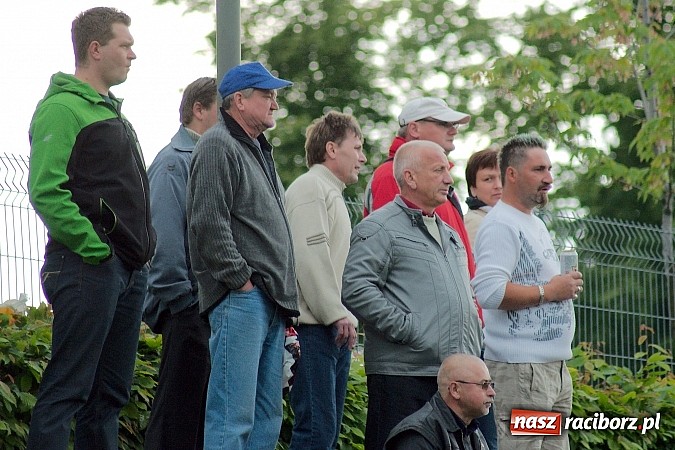 Zdjęcie w galerii na portalu naszraciborz.pl: Lokomotywa z Tuwima nie do zatrzymania wiadomości z regionu