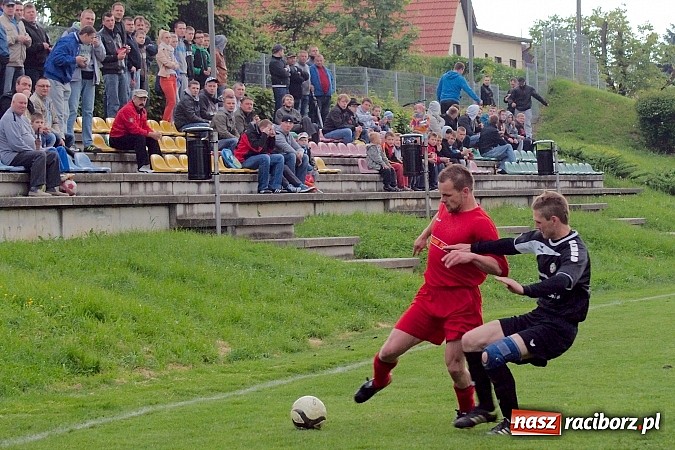 Zdjęcie w galerii na portalu naszraciborz.pl: Lokomotywa z Tuwima nie do zatrzymania wiadomości z regionu