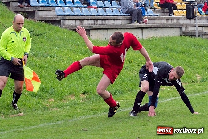 Zdjęcie w galerii na portalu naszraciborz.pl: Lokomotywa z Tuwima nie do zatrzymania wiadomości z regionu