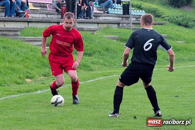 Zdjęcie w galerii na portalu naszraciborz.pl: Lokomotywa z Tuwima nie do zatrzymania wiadomości z regionu