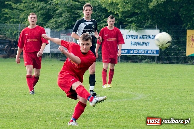 Zdjęcie w galerii na portalu naszraciborz.pl: Lokomotywa z Tuwima nie do zatrzymania wiadomości z regionu