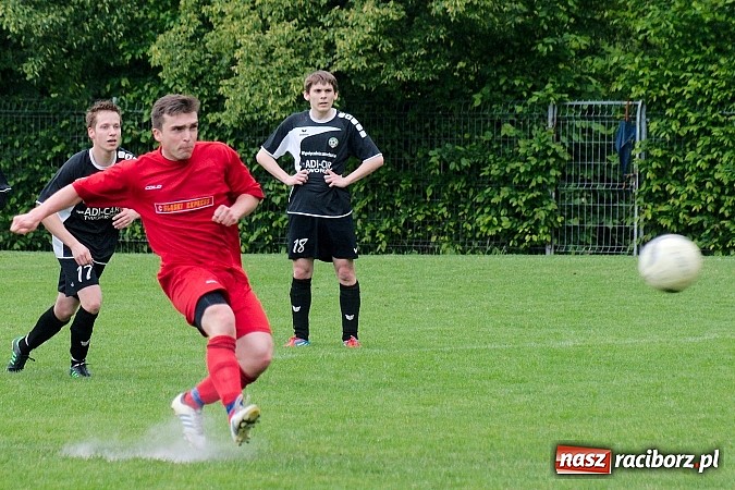 Zdjęcie w galerii na portalu naszraciborz.pl: Lokomotywa z Tuwima nie do zatrzymania wiadomości z regionu