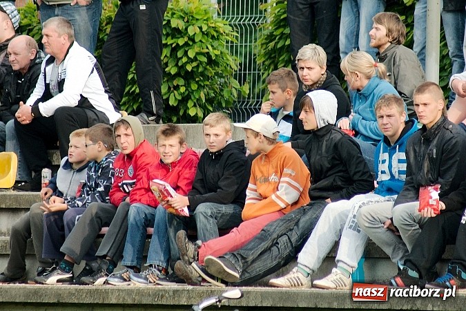 Zdjęcie w galerii na portalu naszraciborz.pl: Lokomotywa z Tuwima nie do zatrzymania wiadomości z regionu