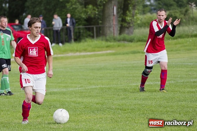Zdjęcie w galerii na portalu naszraciborz.pl: Skuteczna gra wicelidera A klasy wiadomości z regionu