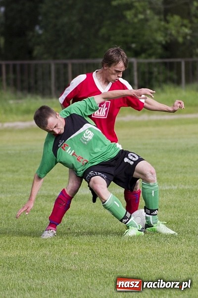 Zdjęcie w galerii na portalu naszraciborz.pl: Skuteczna gra wicelidera A klasy wiadomości z regionu