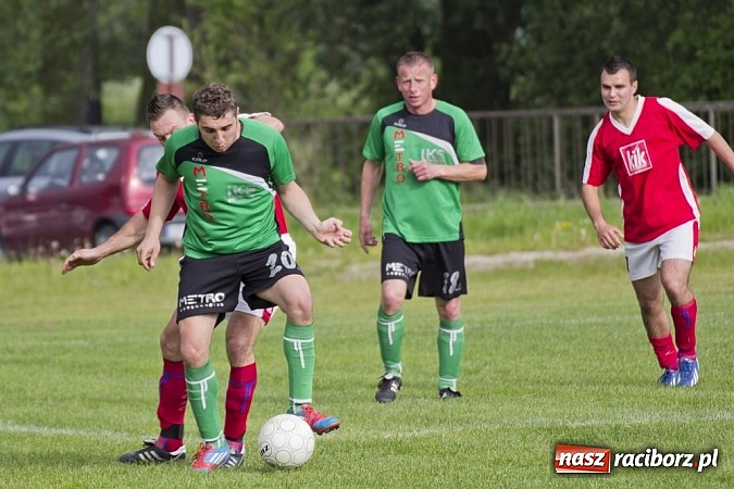 Zdjęcie w galerii na portalu naszraciborz.pl: Skuteczna gra wicelidera A klasy wiadomości z regionu