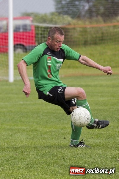 Zdjęcie w galerii na portalu naszraciborz.pl: Skuteczna gra wicelidera A klasy wiadomości z regionu