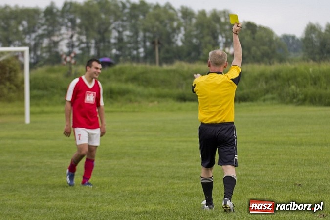 Zdjęcie w galerii na portalu naszraciborz.pl: Skuteczna gra wicelidera A klasy wiadomości z regionu