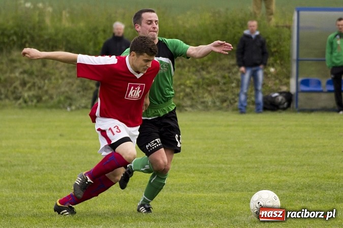 Zdjęcie w galerii na portalu naszraciborz.pl: Skuteczna gra wicelidera A klasy wiadomości z regionu