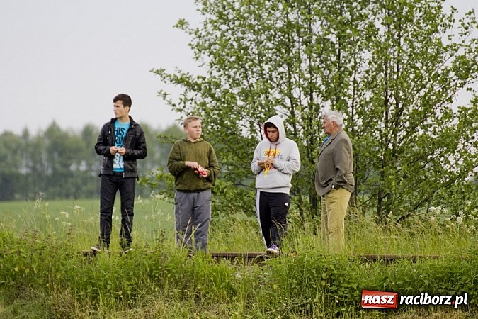 Zdjęcie w galerii na portalu naszraciborz.pl: Skuteczna gra wicelidera A klasy wiadomości z regionu