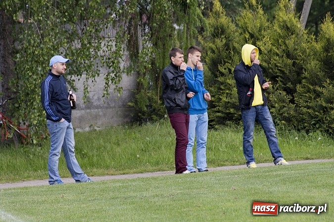 Zdjęcie w galerii na portalu naszraciborz.pl: Skuteczna gra wicelidera A klasy wiadomości z regionu