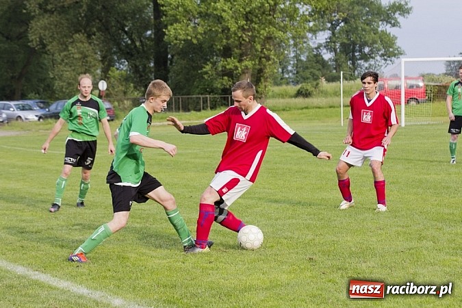 Zdjęcie w galerii na portalu naszraciborz.pl: Skuteczna gra wicelidera A klasy wiadomości z regionu
