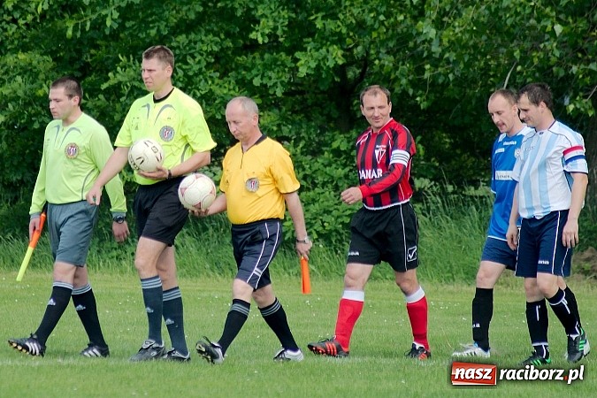 Zdjęcie w galerii na portalu naszraciborz.pl: Bieńkowice gromią. Samborowice coraz bliżej spadku wiadomości z regionu