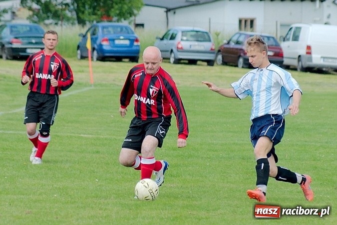 Zdjęcie w galerii na portalu naszraciborz.pl: Bieńkowice gromią. Samborowice coraz bliżej spadku wiadomości z regionu