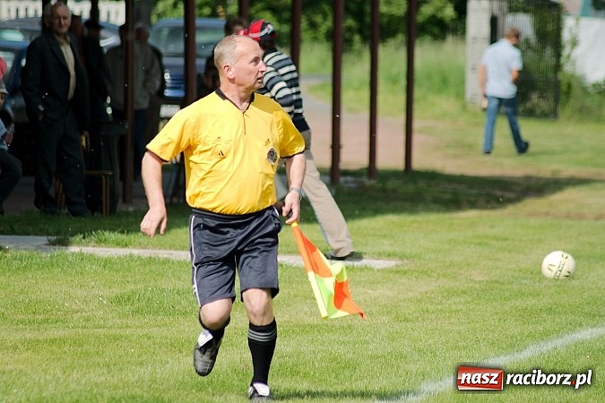 Zdjęcie w galerii na portalu naszraciborz.pl: Bieńkowice gromią. Samborowice coraz bliżej spadku wiadomości z regionu