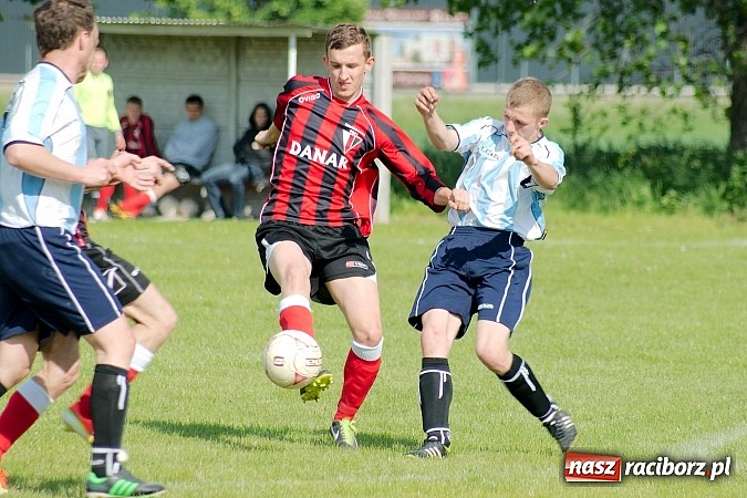 Zdjęcie w galerii na portalu naszraciborz.pl: Bieńkowice gromią. Samborowice coraz bliżej spadku wiadomości z regionu