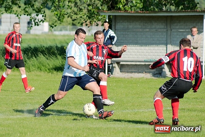 Zdjęcie w galerii na portalu naszraciborz.pl: Bieńkowice gromią. Samborowice coraz bliżej spadku wiadomości z regionu