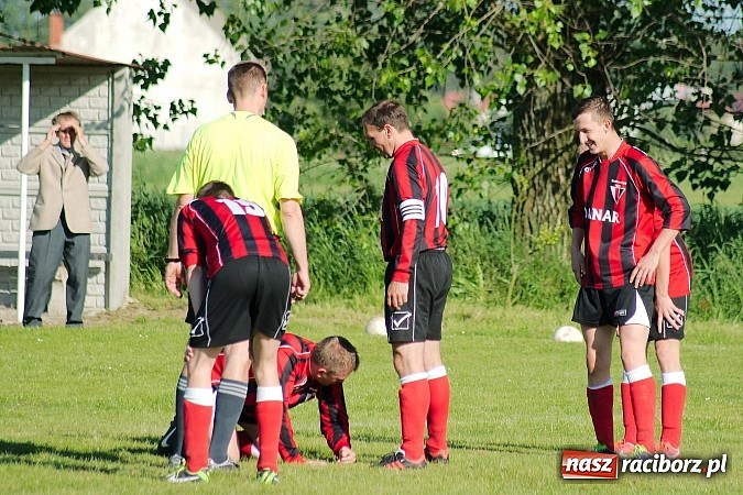 Zdjęcie w galerii na portalu naszraciborz.pl: Bieńkowice gromią. Samborowice coraz bliżej spadku wiadomości z regionu