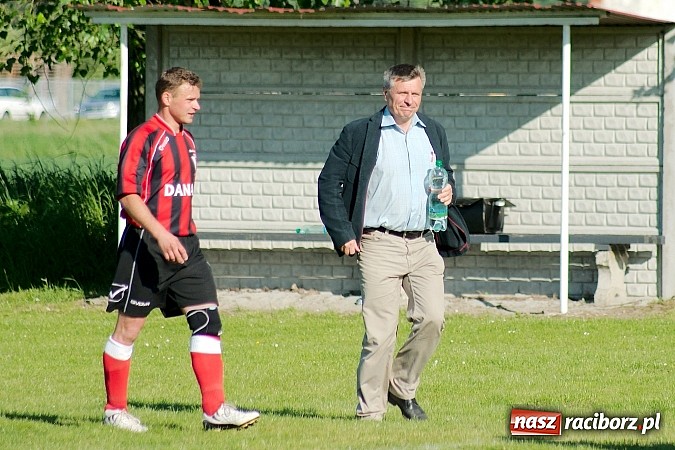 Zdjęcie w galerii na portalu naszraciborz.pl: Bieńkowice gromią. Samborowice coraz bliżej spadku wiadomości z regionu