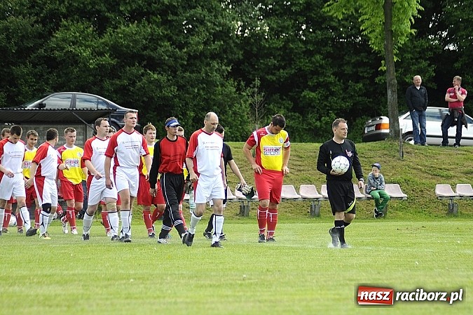Zdjęcie w galerii na portalu naszraciborz.pl: Ostre strzelanie w Bolesławiu wiadomości z regionu