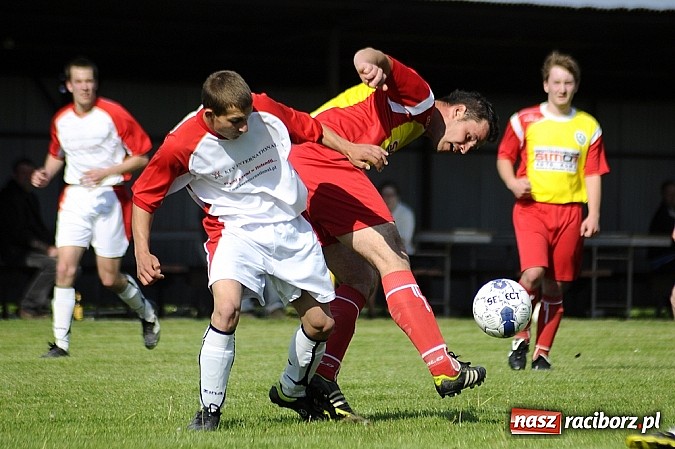 Zdjęcie w galerii na portalu naszraciborz.pl: Ostre strzelanie w Bolesławiu wiadomości z regionu