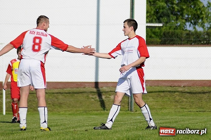 Zdjęcie w galerii na portalu naszraciborz.pl: Ostre strzelanie w Bolesławiu wiadomości z regionu