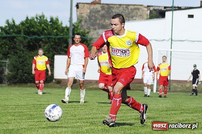 Zdjęcie w galerii na portalu naszraciborz.pl: Ostre strzelanie w Bolesławiu wiadomości z regionu