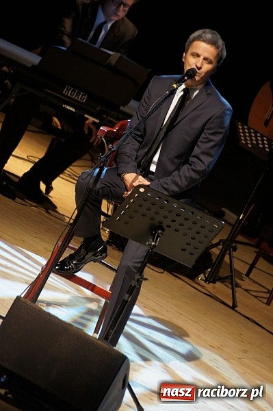 Zdjęcie w galerii na portalu naszraciborz.pl: Piotr Polk wystąpił w RCK wiadomości z regionu